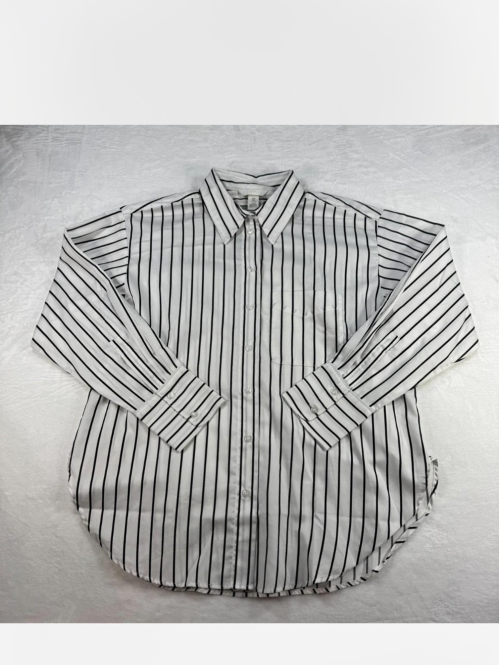 H&M White Button-Up Shirt with Black Vertical Stripes